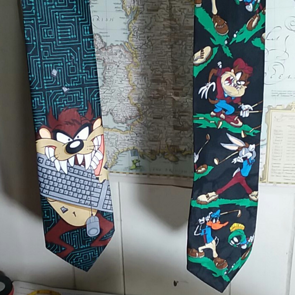 Looney Tunes Ties Tas.Devil/Tas,Bugs,Daffy,Marvin